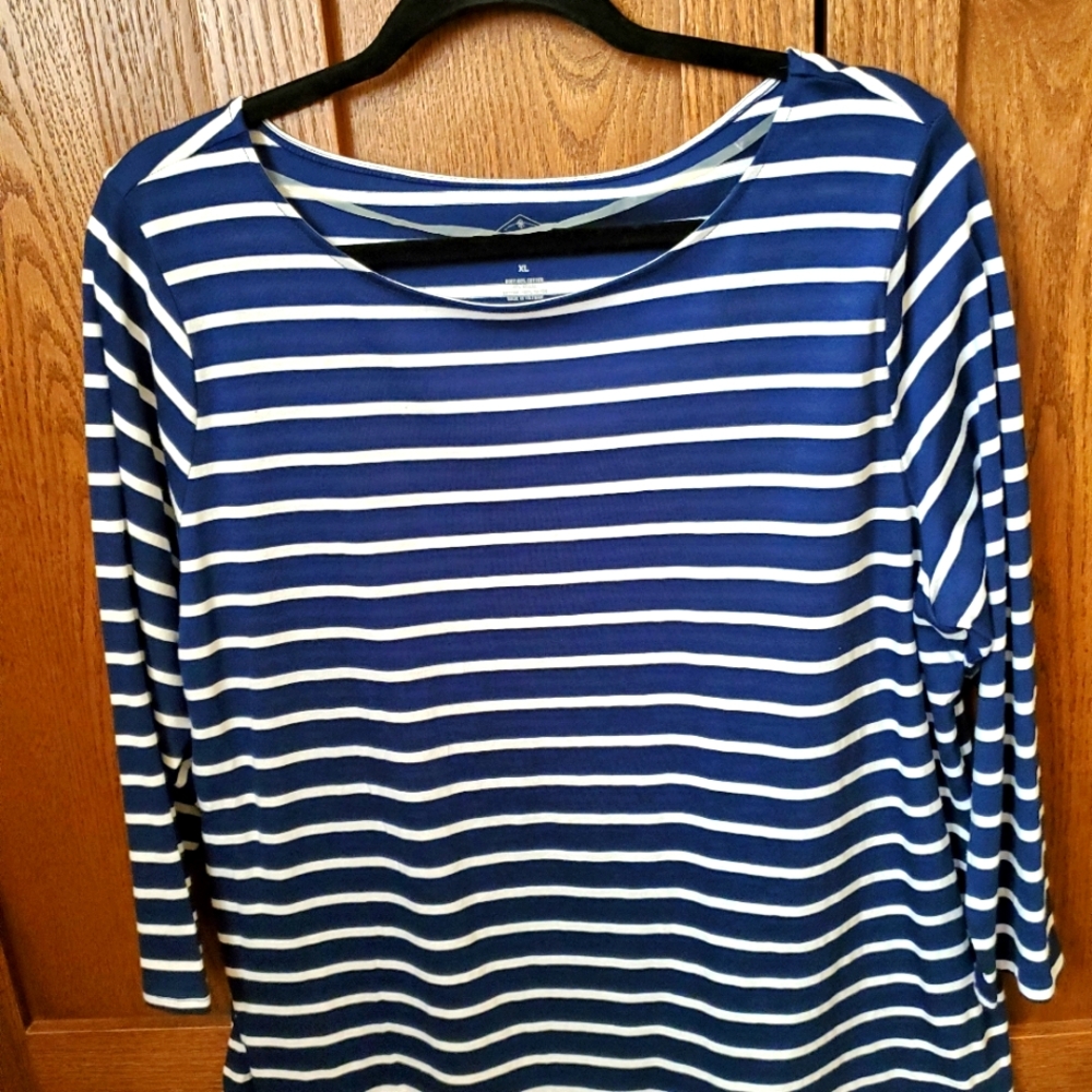 St. John Bay navy blue and white
